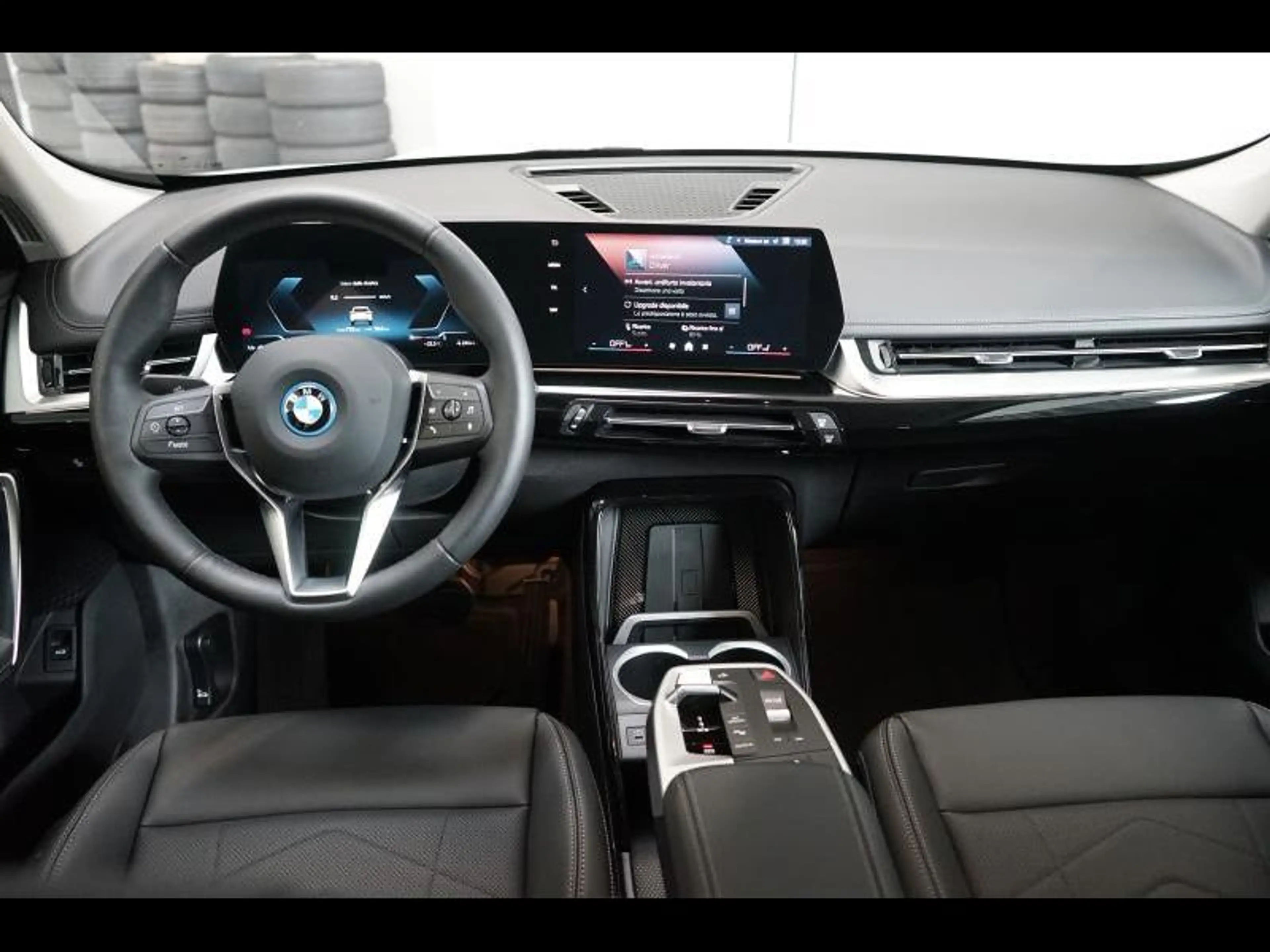 BMW iX1 X-LINE - AMPER 700 KM - NAVI — photo 7