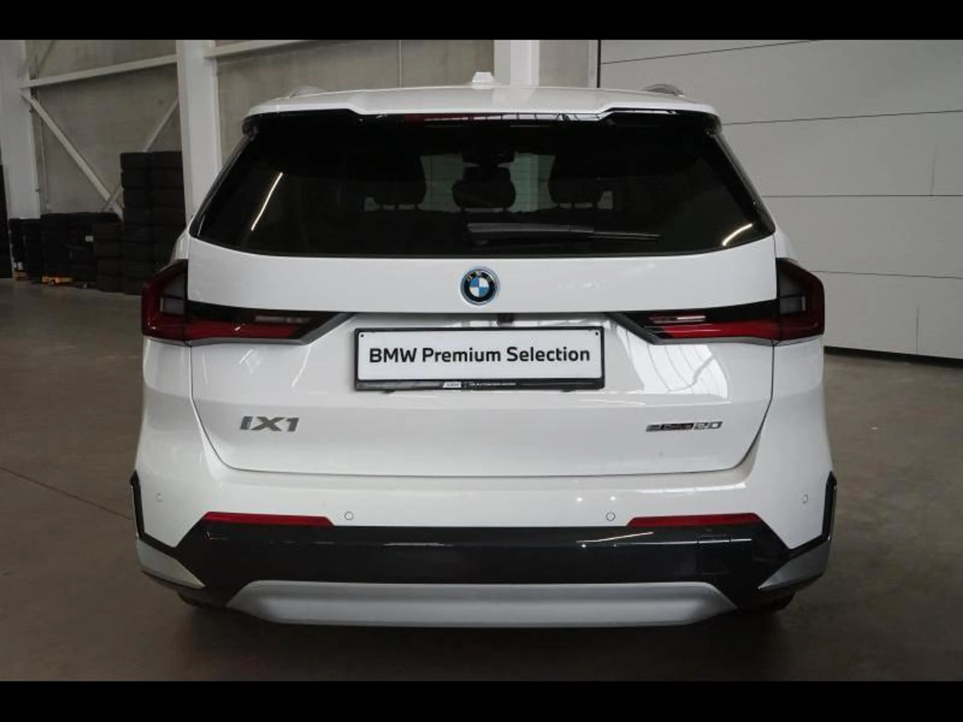 BMW iX1 X-LINE - AMPER 700 KM - NAVI — photo 4