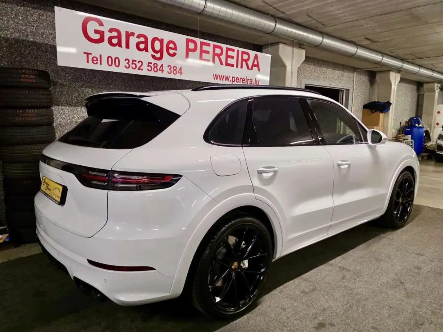 Porsche Cayenne 4.0 TURBO PSCB SPORT DESIGN CARBON APPROVED Hinter Blanc - 2