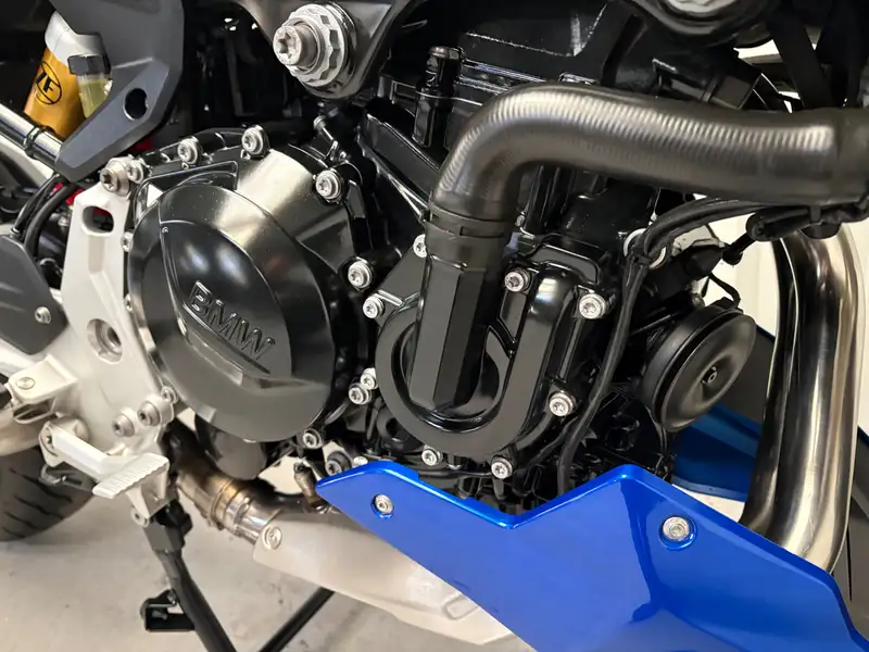 BMW F 900 R - foto 6