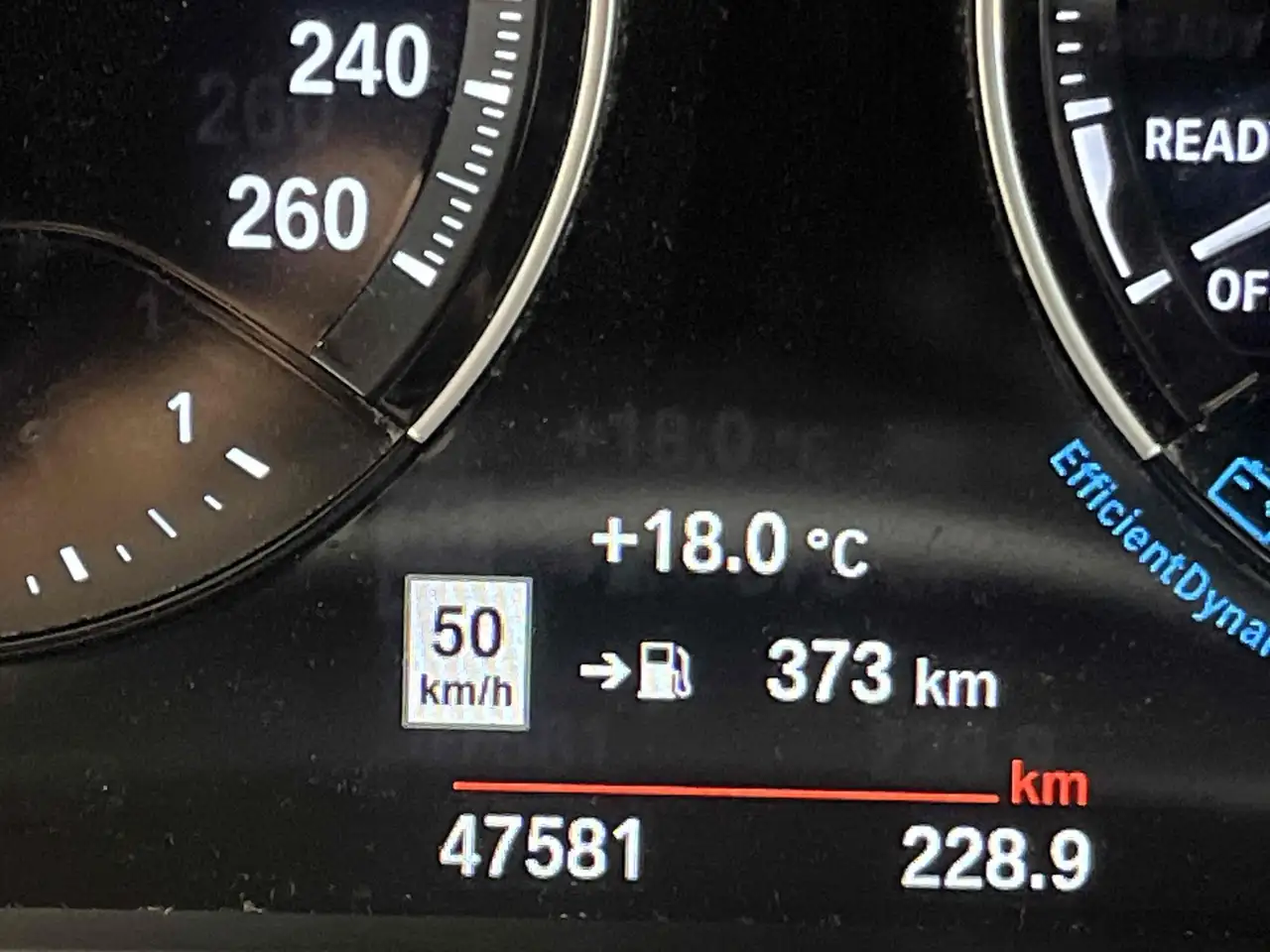 BMW X1 снимка BMW X1