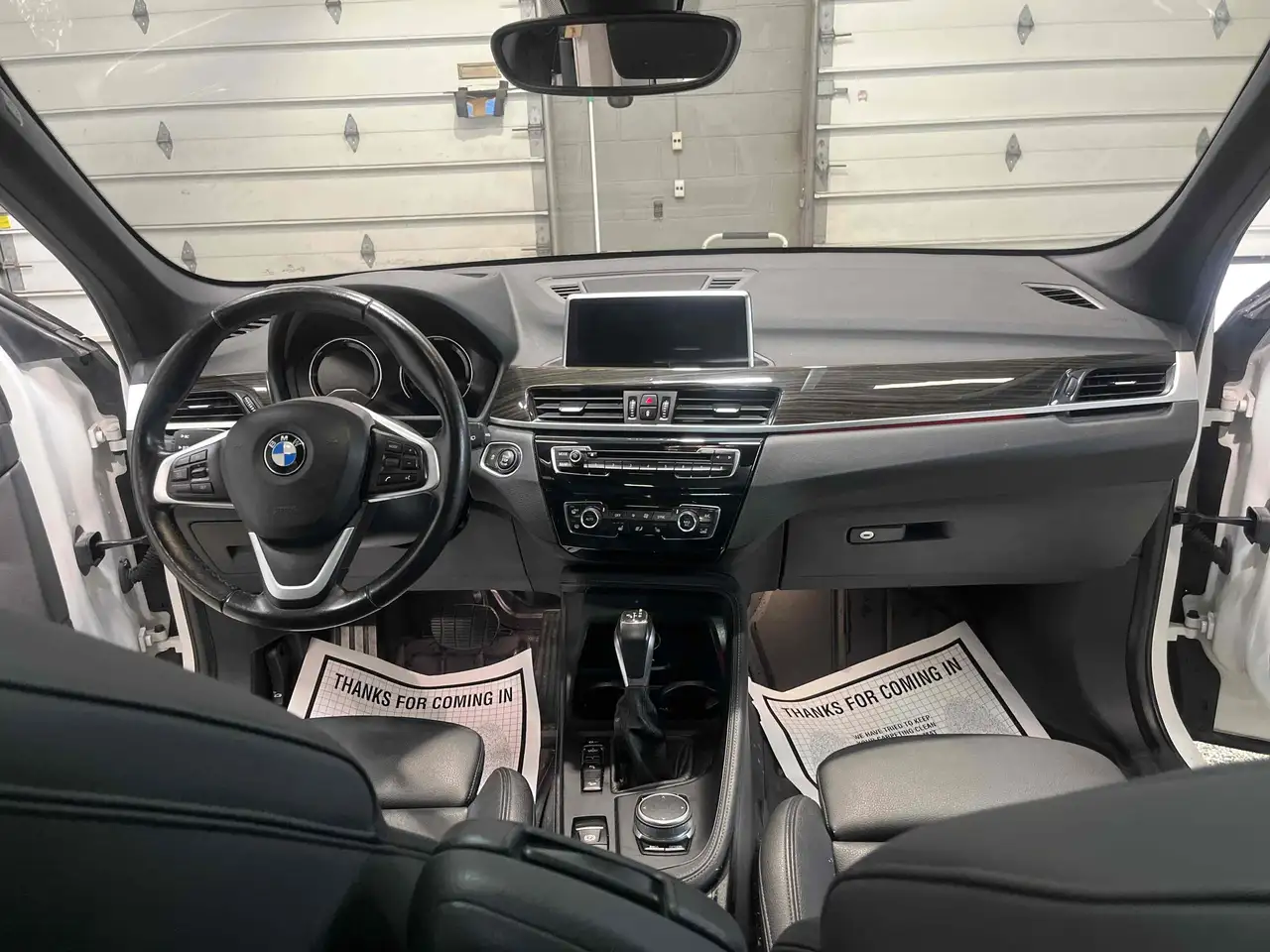 BMW X1 снимка BMW X1