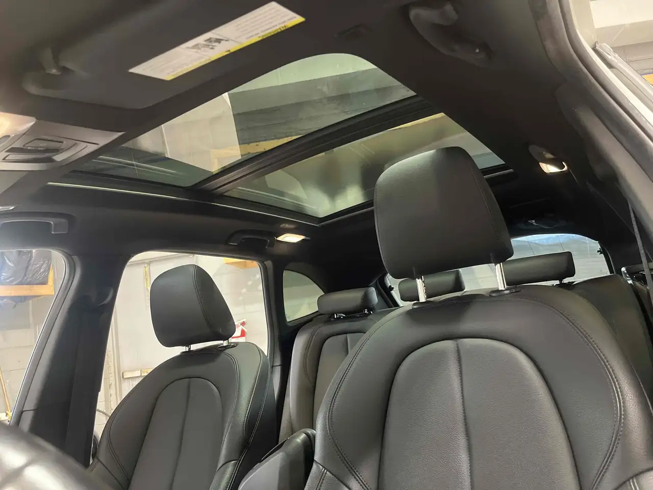 BMW X1 снимка BMW X1