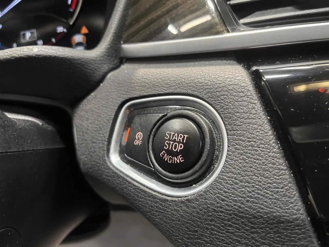 BMW X1 снимка BMW X1