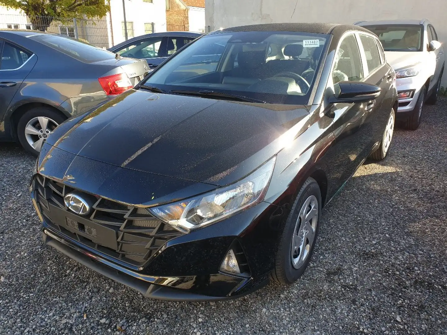 Hyundai i20 (BC3) i-Line Plus 1,2 MPI b1bp0-P1 Schwarz - 1