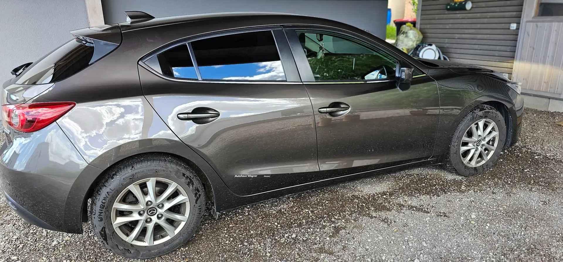 Mazda 3 Mazda 3 Sport G120 Attraction Attraction Braun - 1
