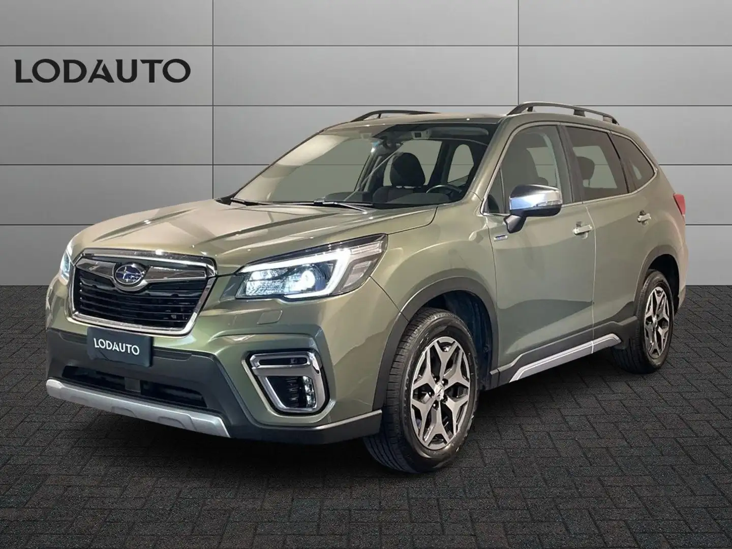 Subaru Forester 2.0 e-Boxer MHEV Lineartronic Premium Zelená - 1