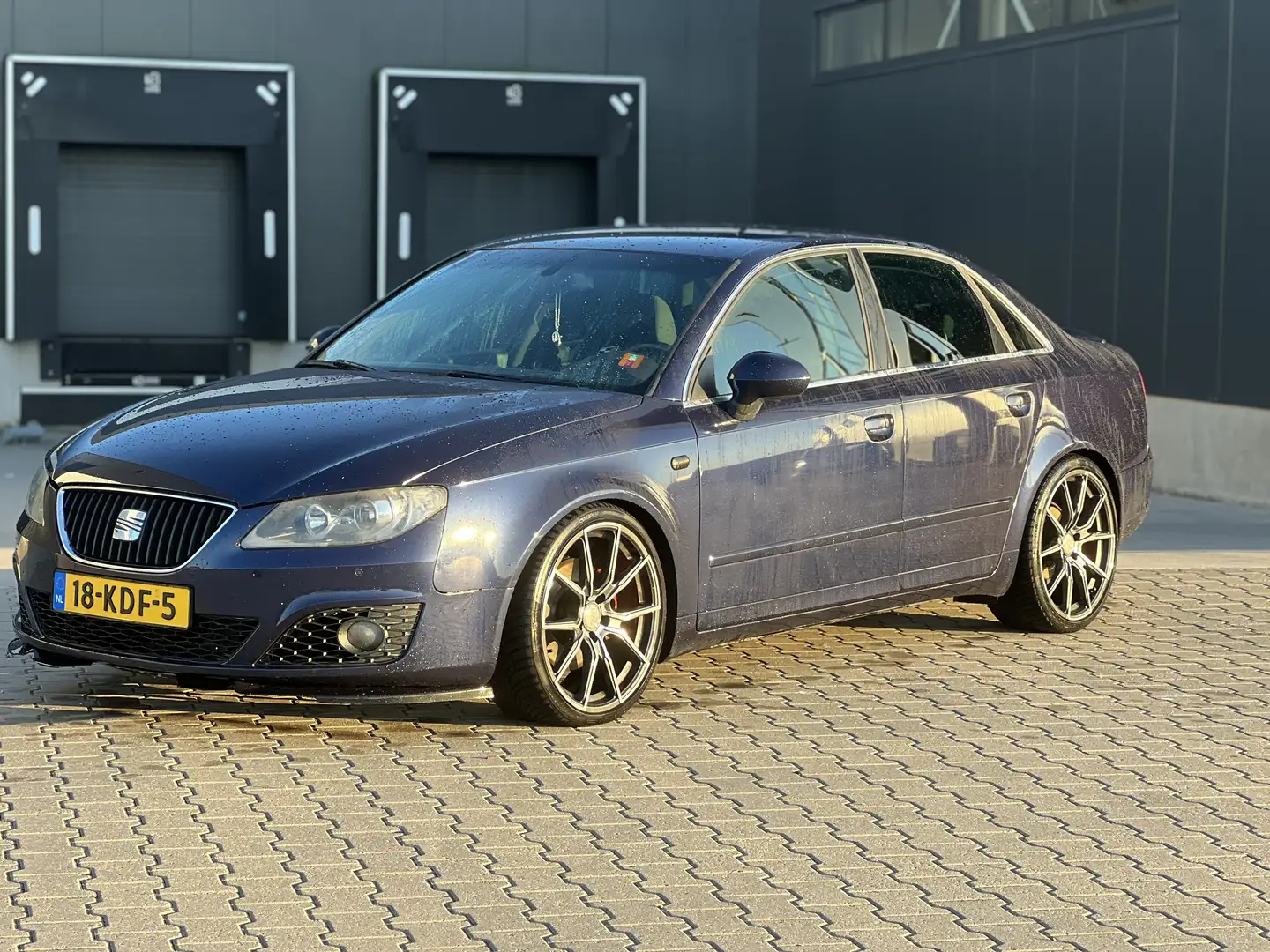 SEAT Exeo 1.8 Businessline Blauw - 1