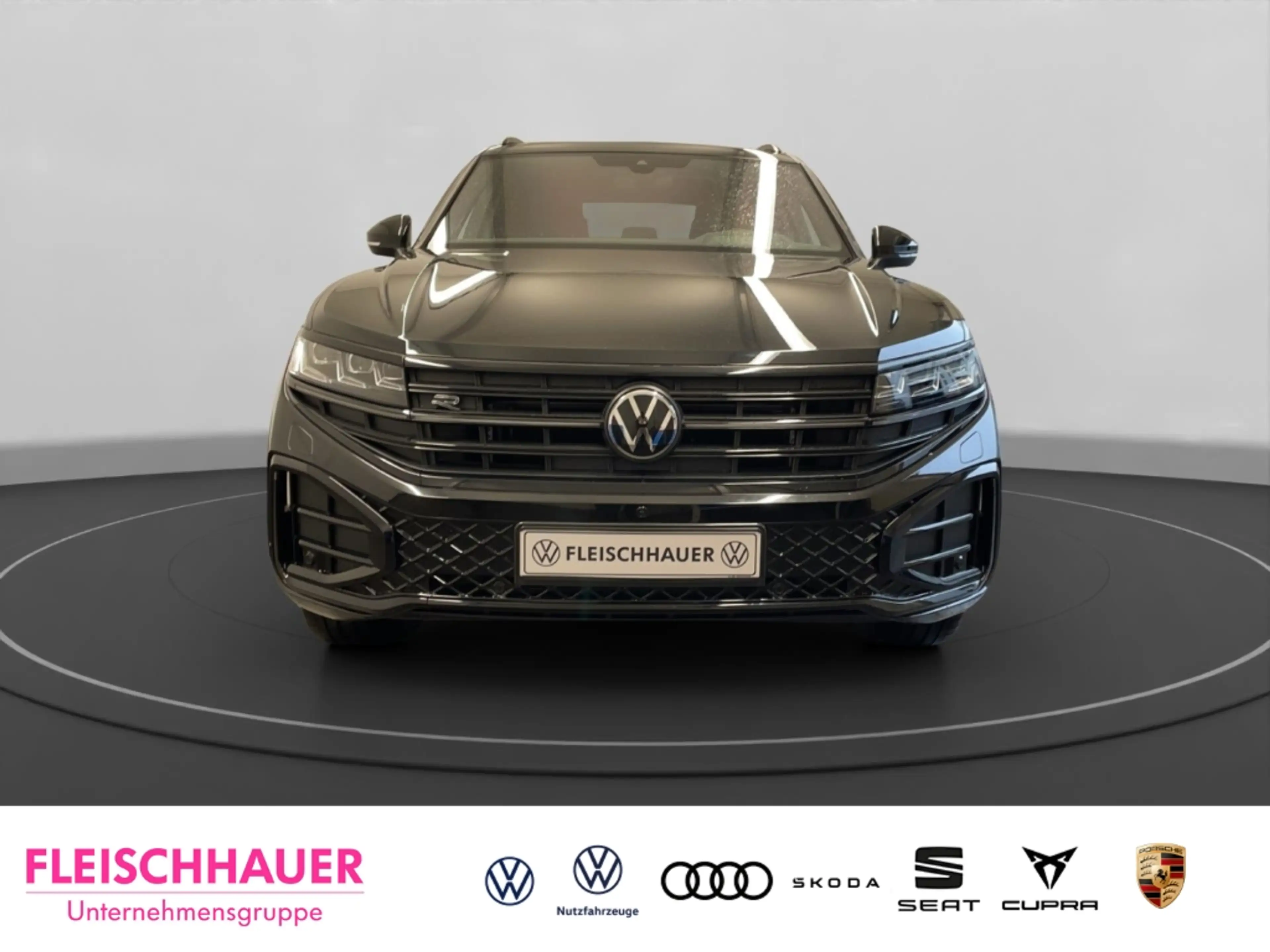 Volkswagen Touareg 3,0 TDI 4Motion R-Line Final Edition StandHZG Navi — photo 2