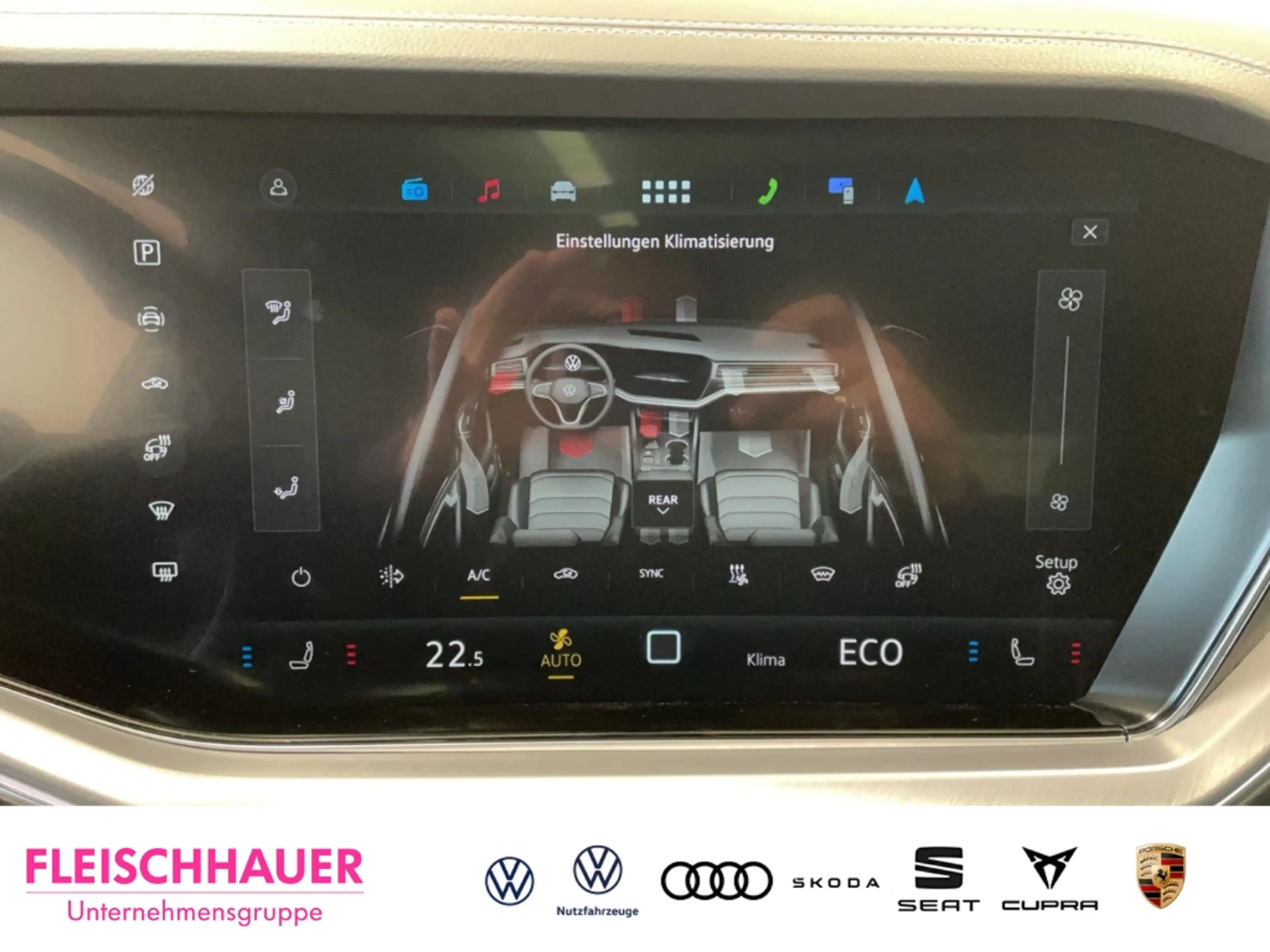 Volkswagen Touareg 3,0 TDI 4Motion R-Line Final Edition StandHZG Navi — photo 13
