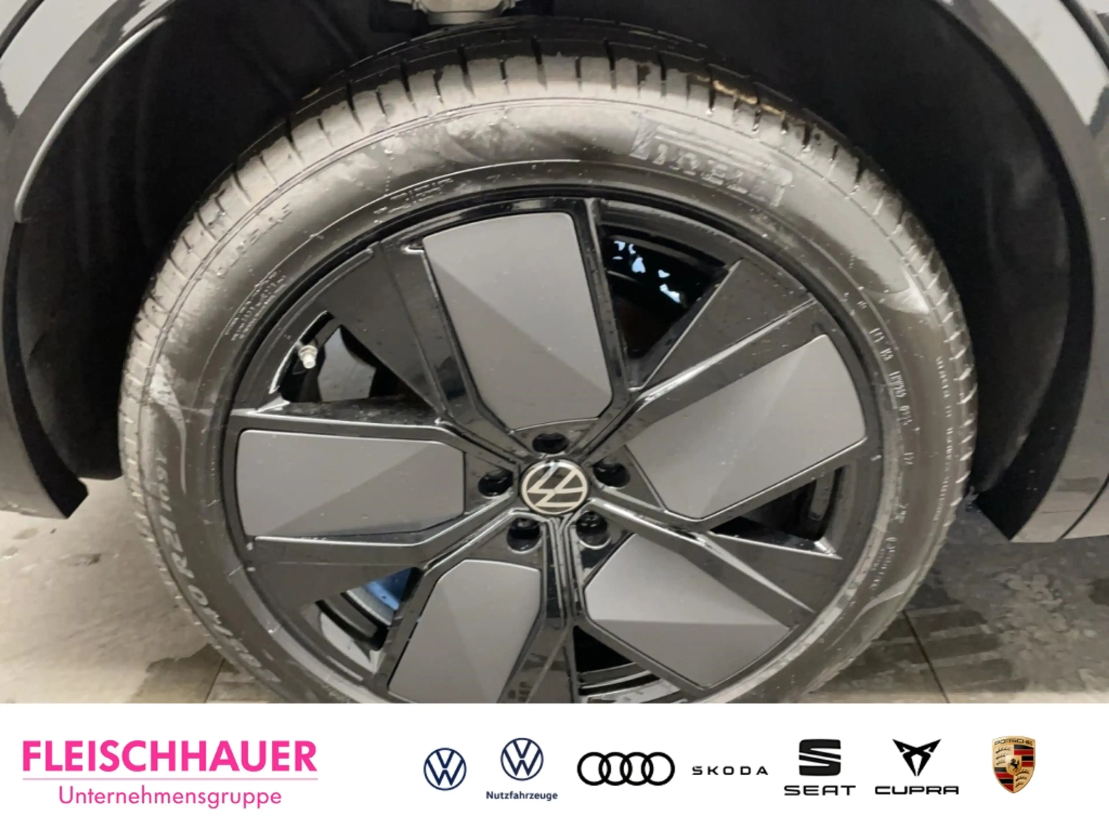 Volkswagen Touareg 3,0 TDI 4Motion R-Line Final Edition StandHZG Navi — photo 7