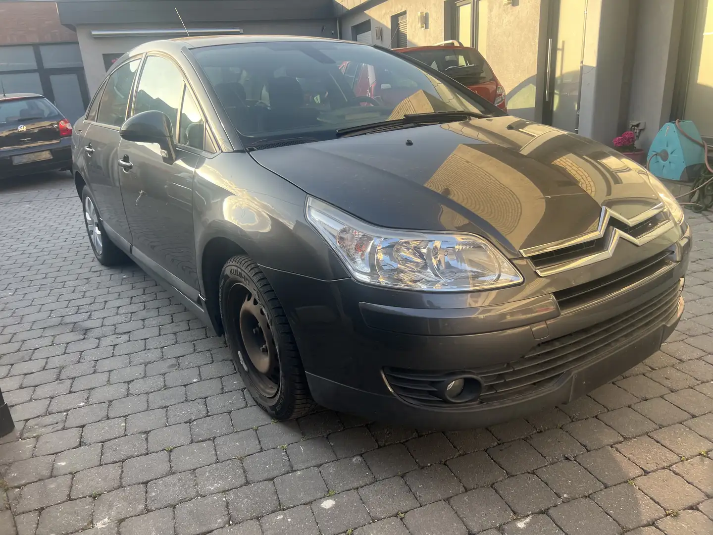 Citroen C4 HDi 110 FAP Airdream Confort - 2