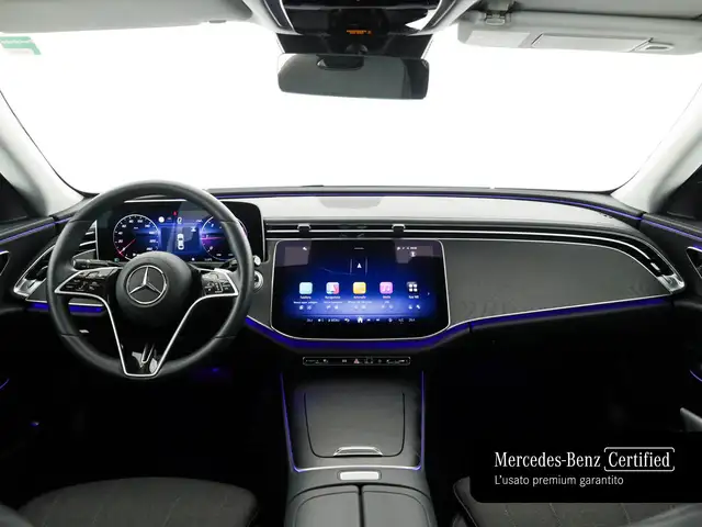 Mercedes-Benz E-Class view 9