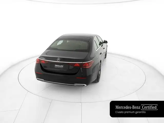 Mercedes-Benz E-Class view 6