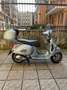 Vespa GTS 300 ABS Plateado - thumbnail 2