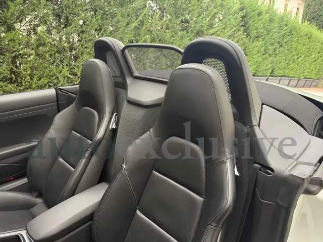 Porsche 718 Boxster view 12