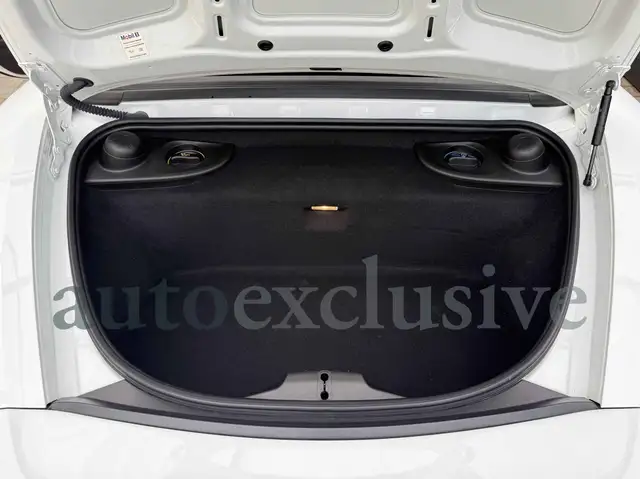 Porsche 718 Boxster view 14