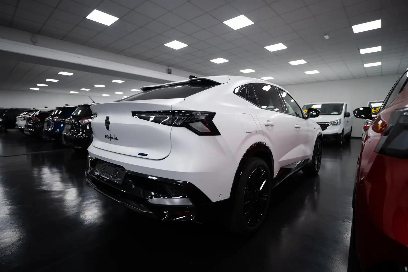 Renault Rafale 1.2 e-Tech Full Hybrid Esprit Alpine 200CV Bianco - 2