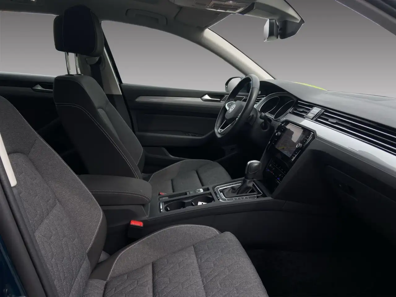 Volkswagen Passat Variant 2.0TDI DSG *AHK*STDHZG*PANO*NAVI* 9