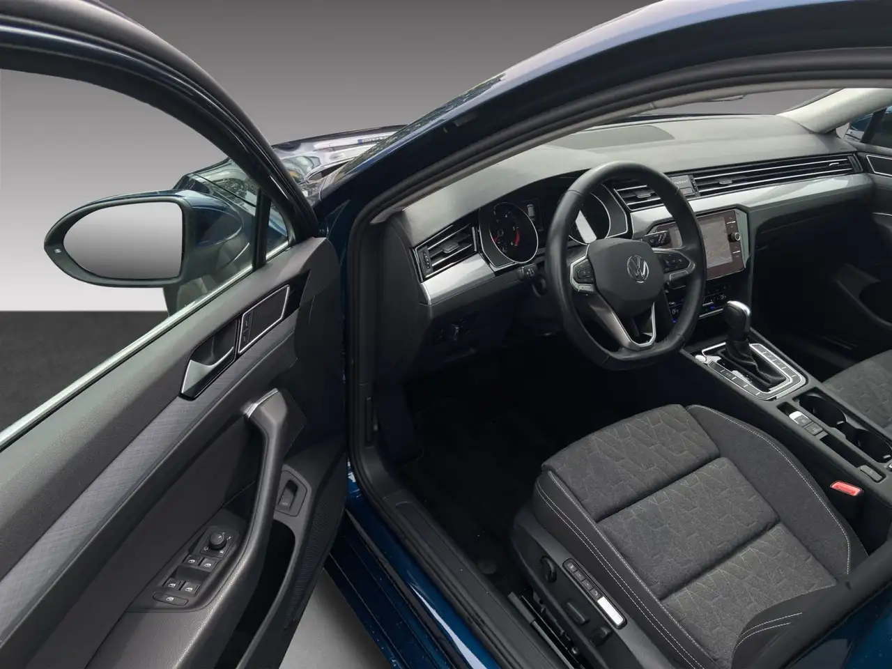 Volkswagen Passat Variant 2.0TDI DSG *AHK*STDHZG*PANO*NAVI* 8