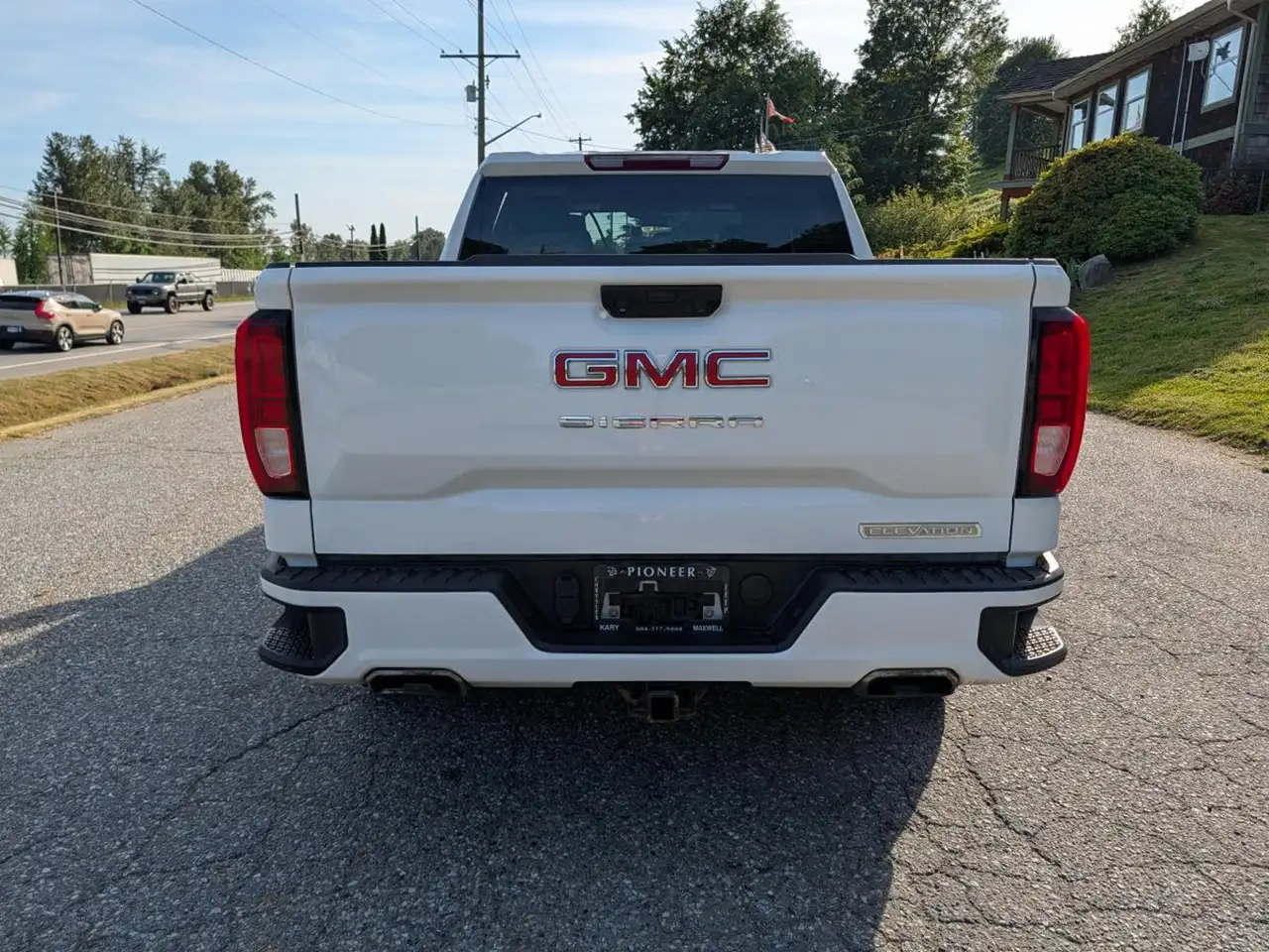 GMC Sierra 1500 снимка GMC Sierra 1500