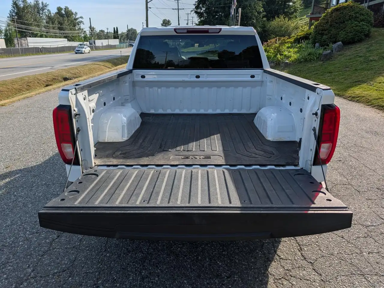 GMC Sierra 1500 снимка GMC Sierra 1500