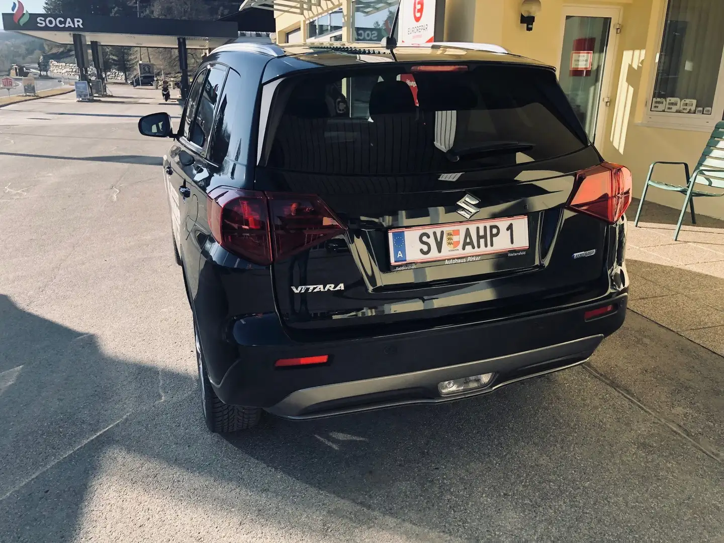 Suzuki Vitara Shine Allgrip Hybrid Schwarz - 2