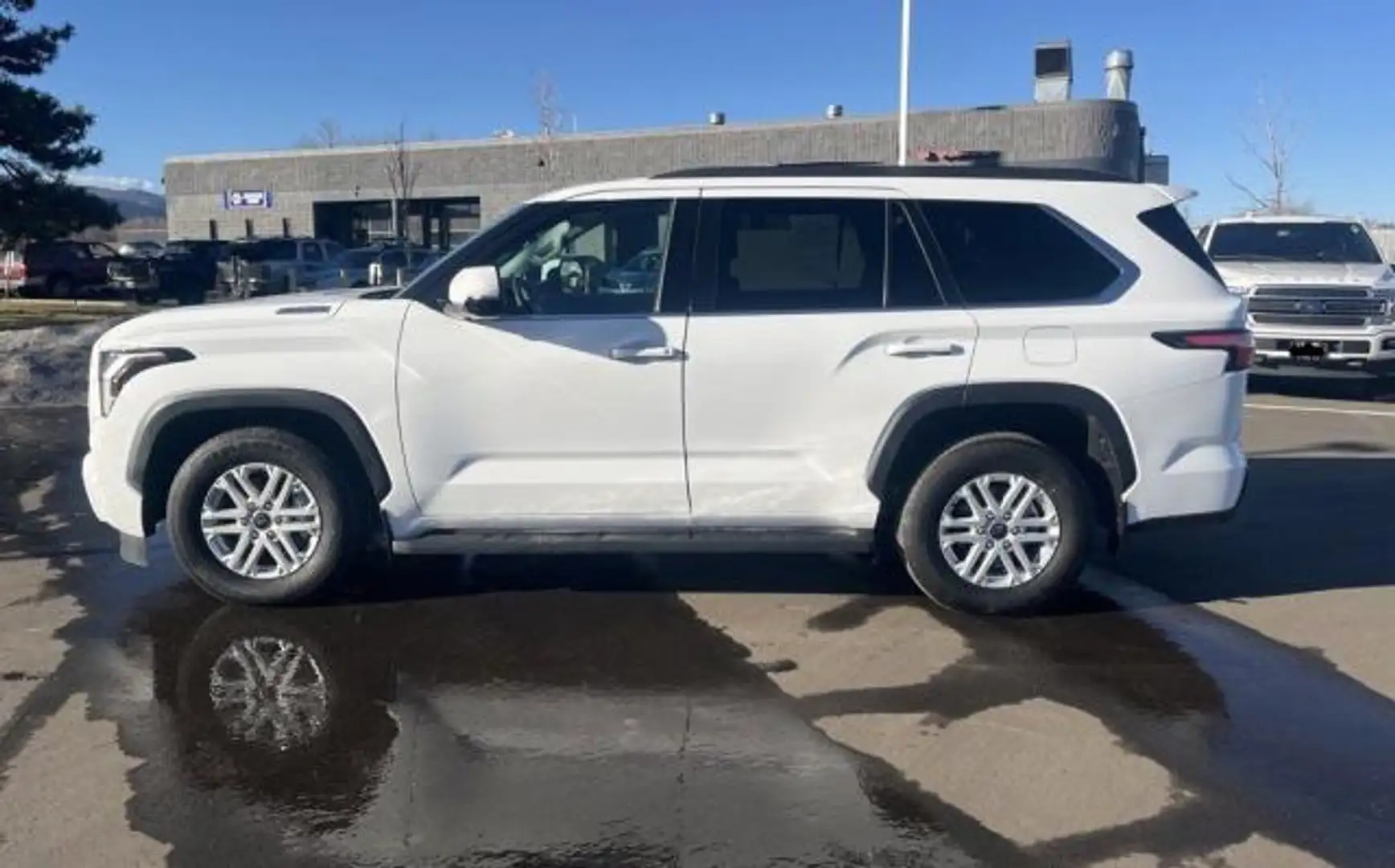 Toyota Sequoia SR5 Hibrido Blanc - 2