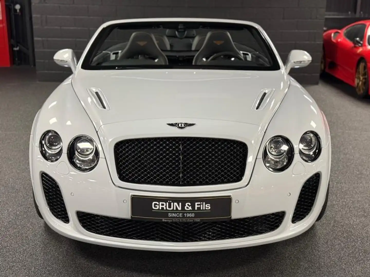 Bentley Continental Supersports Convertible Bianco - 2
