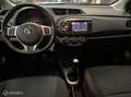 Toyota Yaris 1.3 VVT-i Dynamic 1e Eigenaar-Airco -Achter camera Gris - thumbnail 20