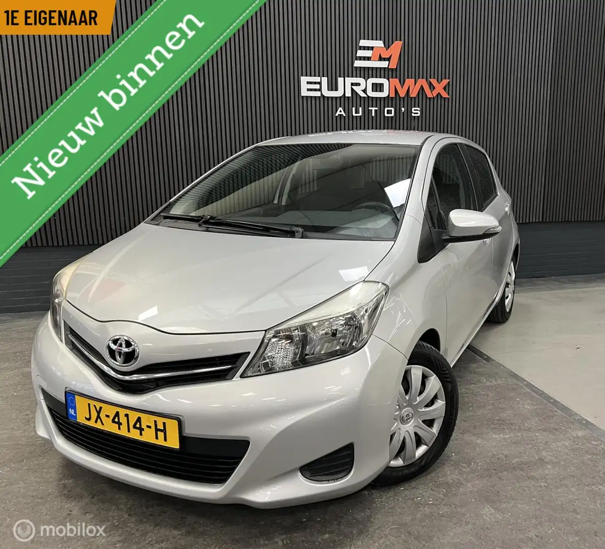 Toyota Yaris 1.3 VVT-i Dynamic 1e Eigenaar-Airco -Achter camera Gris - 1