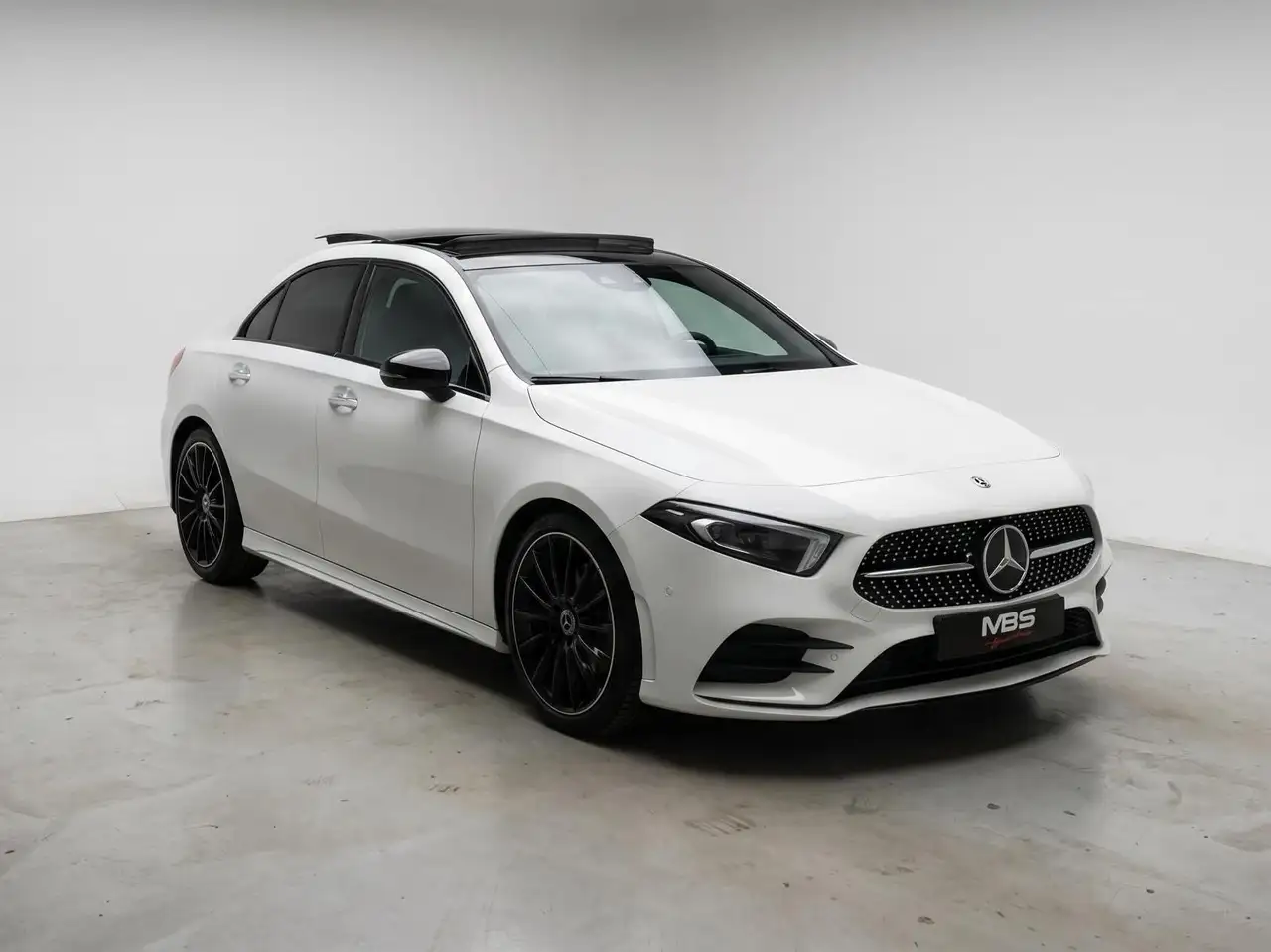 Mercedes-Benz A-Class * d 4-Matic* PACK AMG* 1 PROP* TOIT PANO* LED* CAMERA*, миниатюра 3