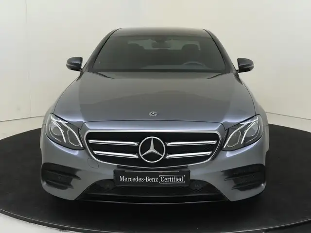 Mercedes-Benz E-Class view 6