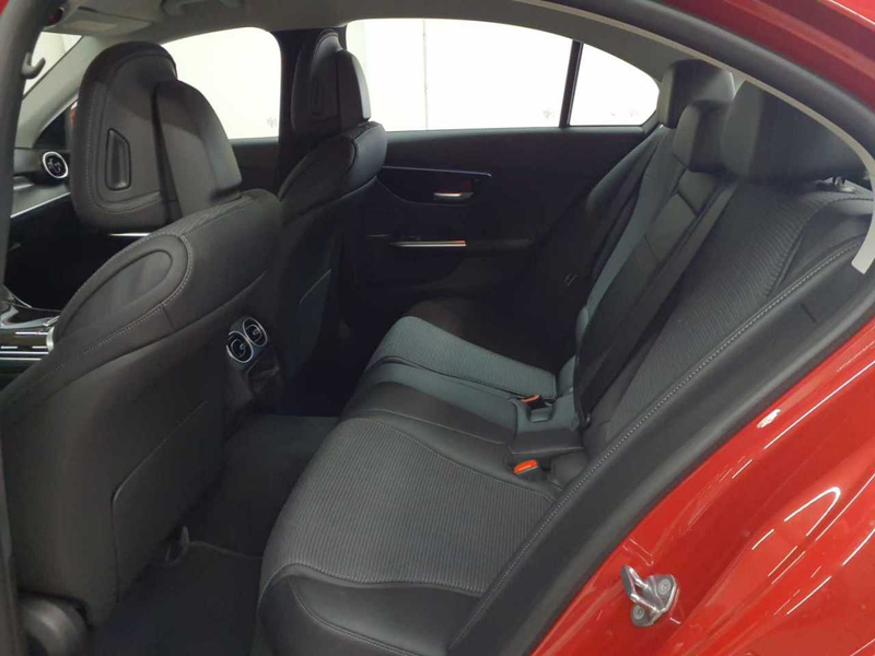 Mercedes-Benz C 300 C 300 e 9G-Ava Assi+ BusiP KomfP DIS — photo 13