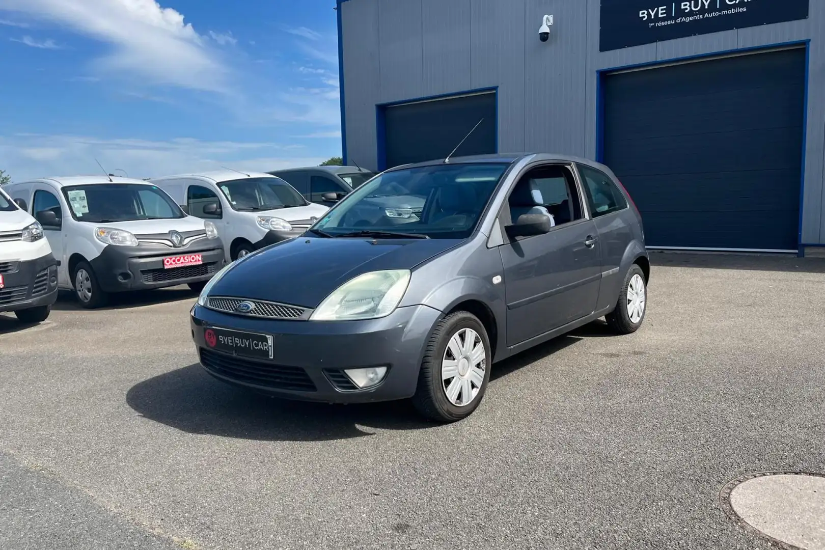 Ford Fiesta Fiesta 1.3i Fun CLIM GARANTIE 12 MOIS Gri - 1