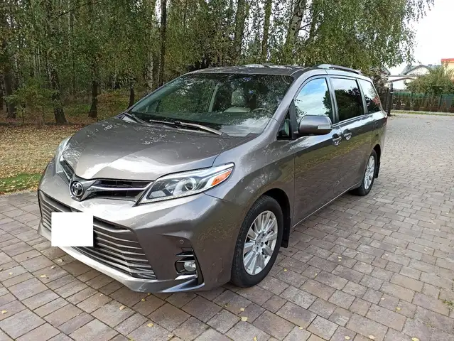 Toyota Sienna 3.5 V6 Limited AWD RFK Leder LPG