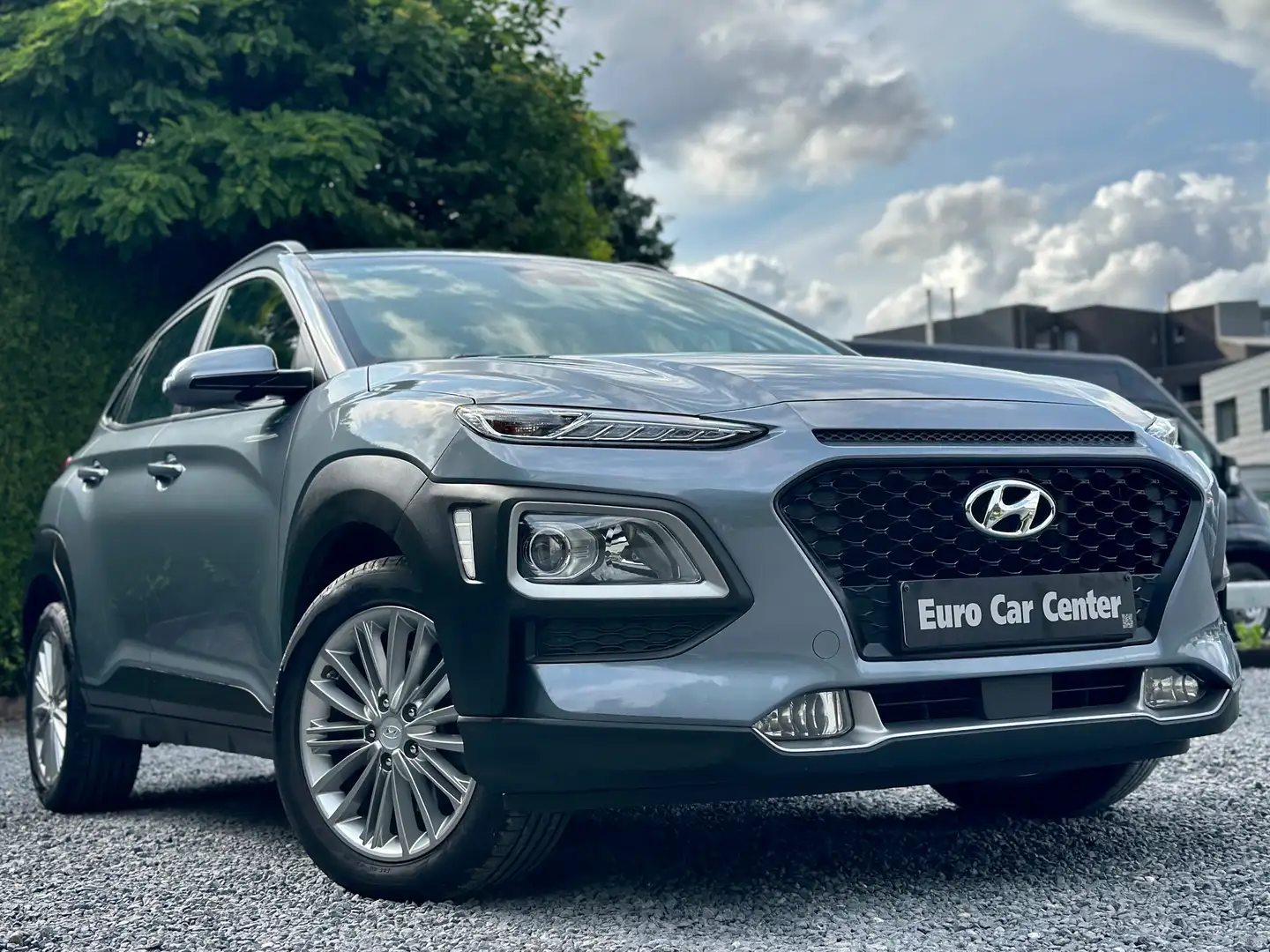 Hyundai KONA 1.6 T-GDI Trend 4WD Automaat Gris - 2