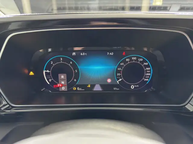 Volkswagen Caddy view 9
