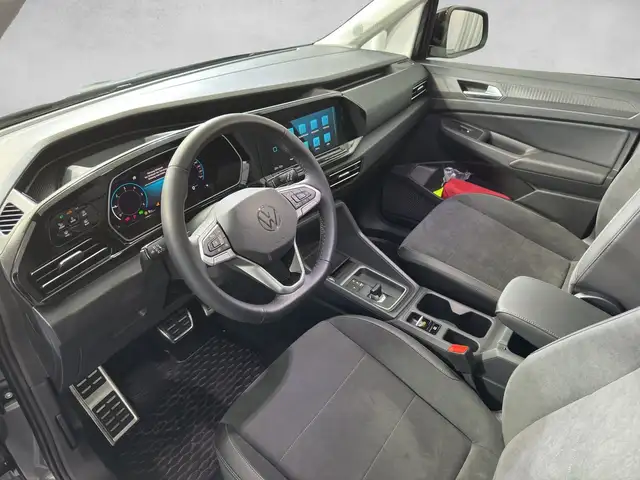 Volkswagen Caddy view 6