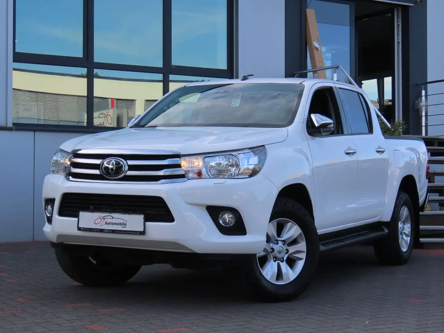 Toyota Hilux 2.4 D-4D-F Double Cab 4x4 Euro 6 Blanc - 2