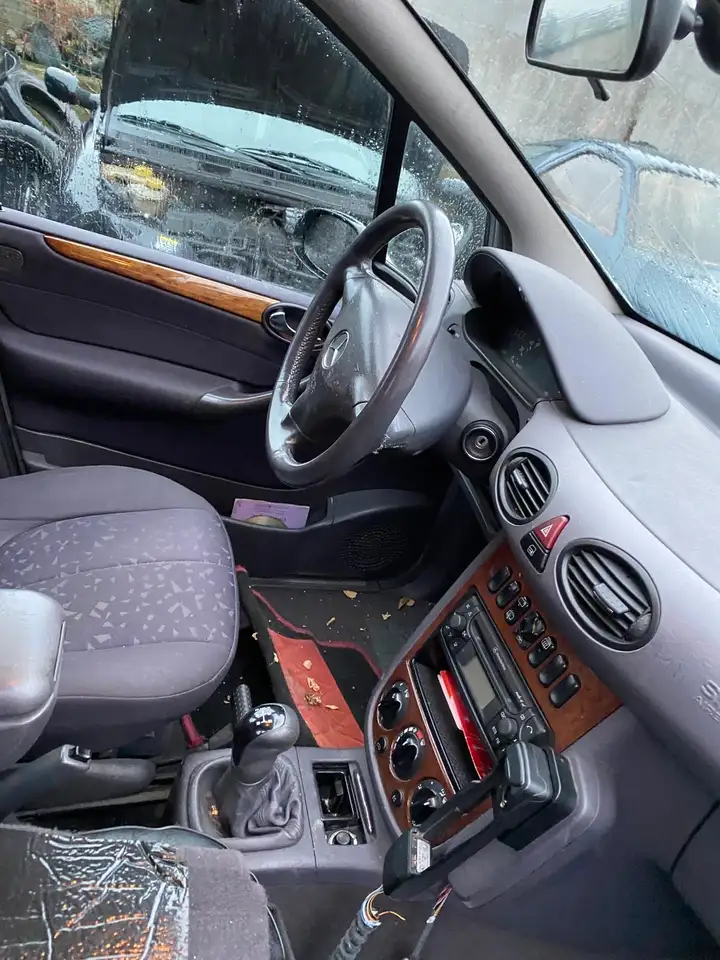 Mercedes-Benz A 160 Elegance (Sport), foto 4