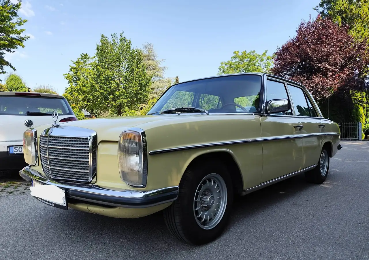 Mercedes-Benz W 114/115 Strich-Acht, foto 4