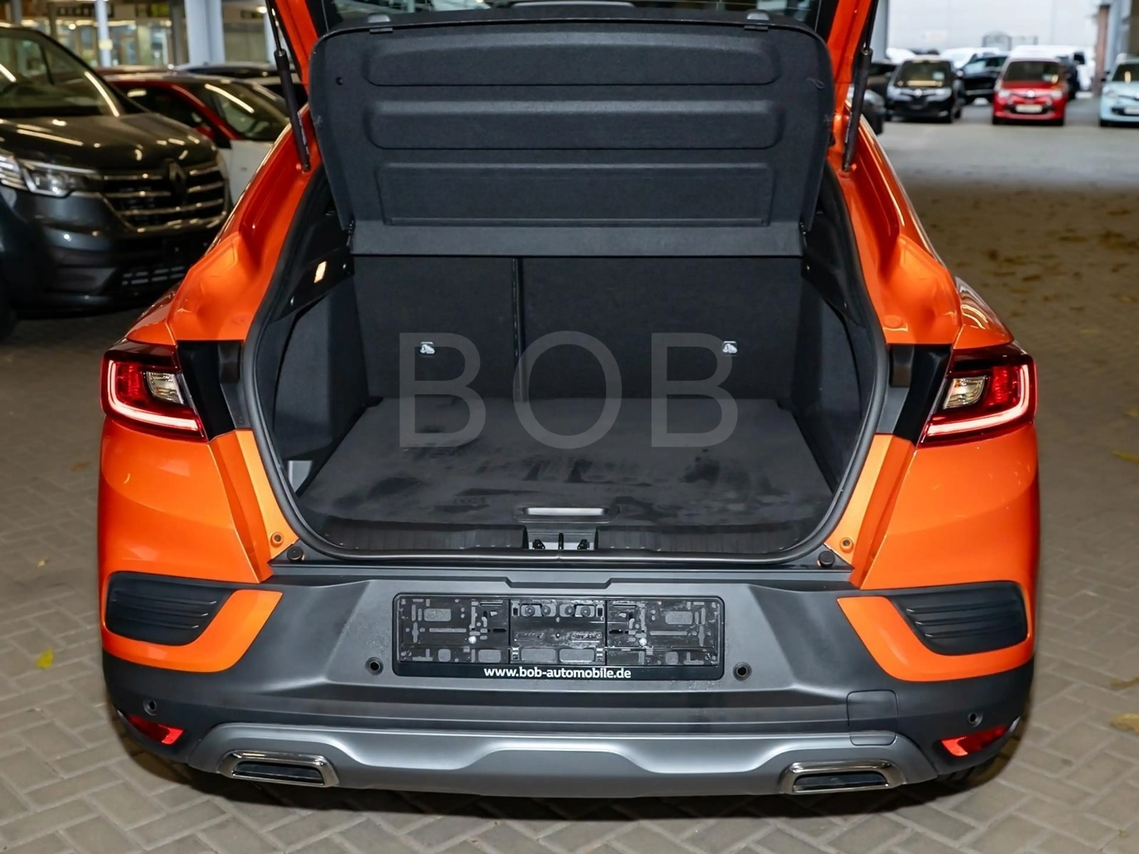 Renault Arkana R.S. LINE TCe 160 EDC SHZ PDC KLIMA — photo 8