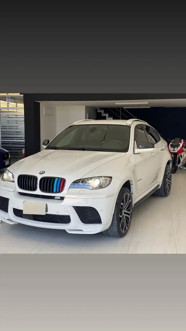 BMW X6 M 4.4 V8 auto Weiß - 1