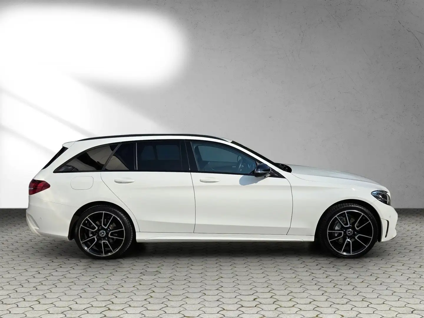 Mercedes-Benz C 220 C220d 4MATIC AMG, LED, 360°, Alcantara, TOP Weiß - 2