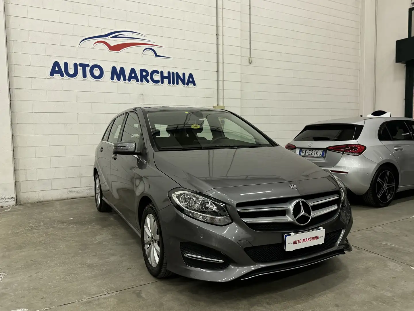 Mercedes-Benz B 180 B 180 d cdi premium GARANZIA 12 MESI Grigio - 1