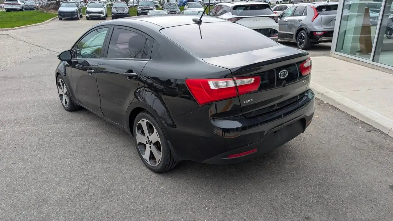 Kia Rio снимка Kia Rio