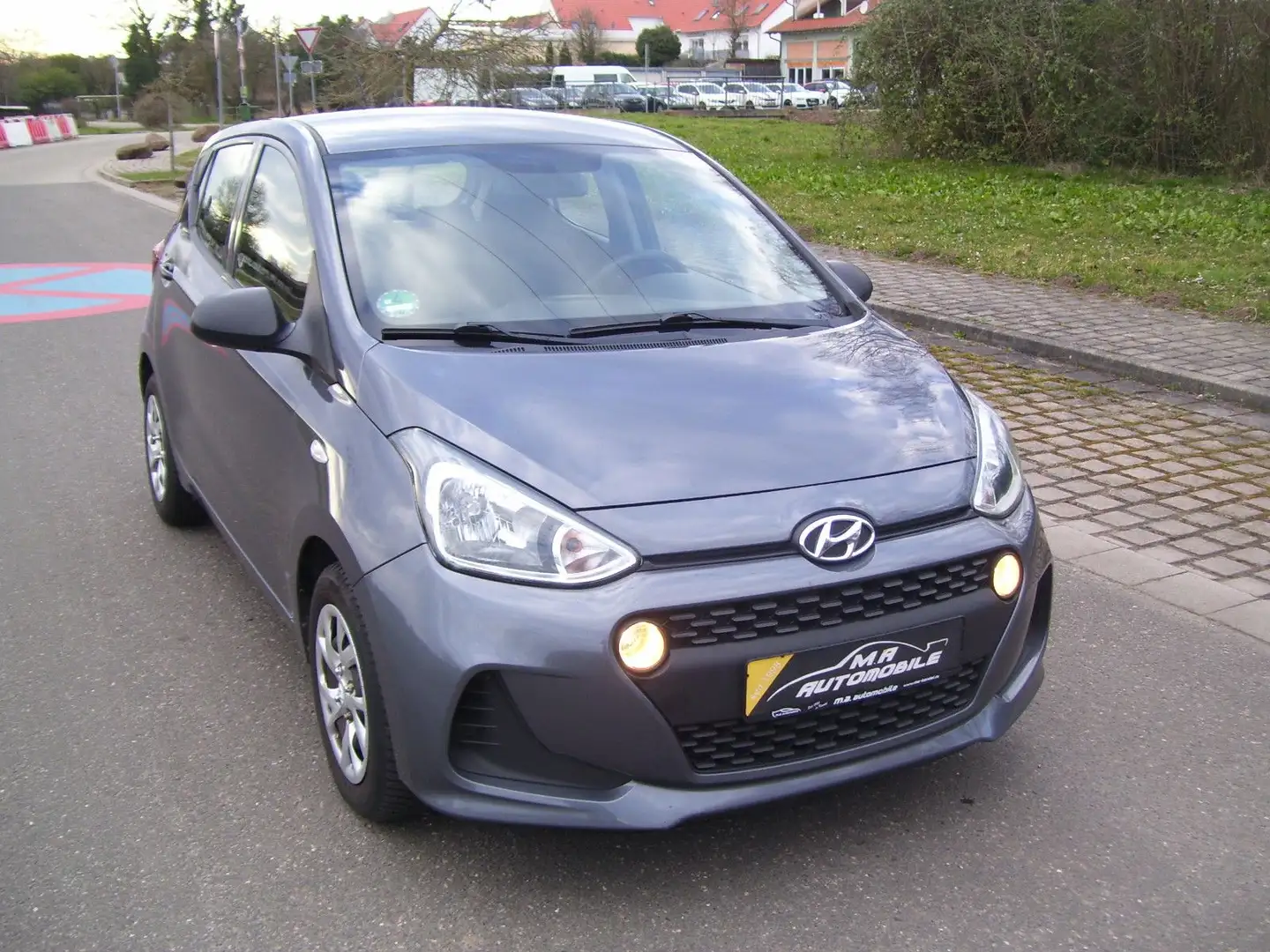Hyundai i10 Classic*Klima*ZV*CD-Radio/MP3*AWR*Euro6 - 1