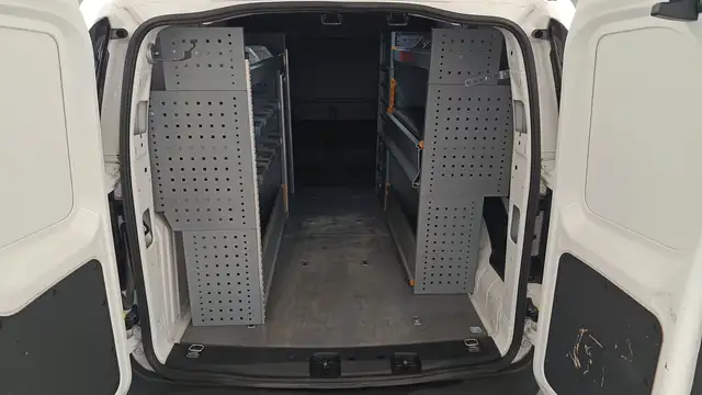 Volkswagen Caddy view 7