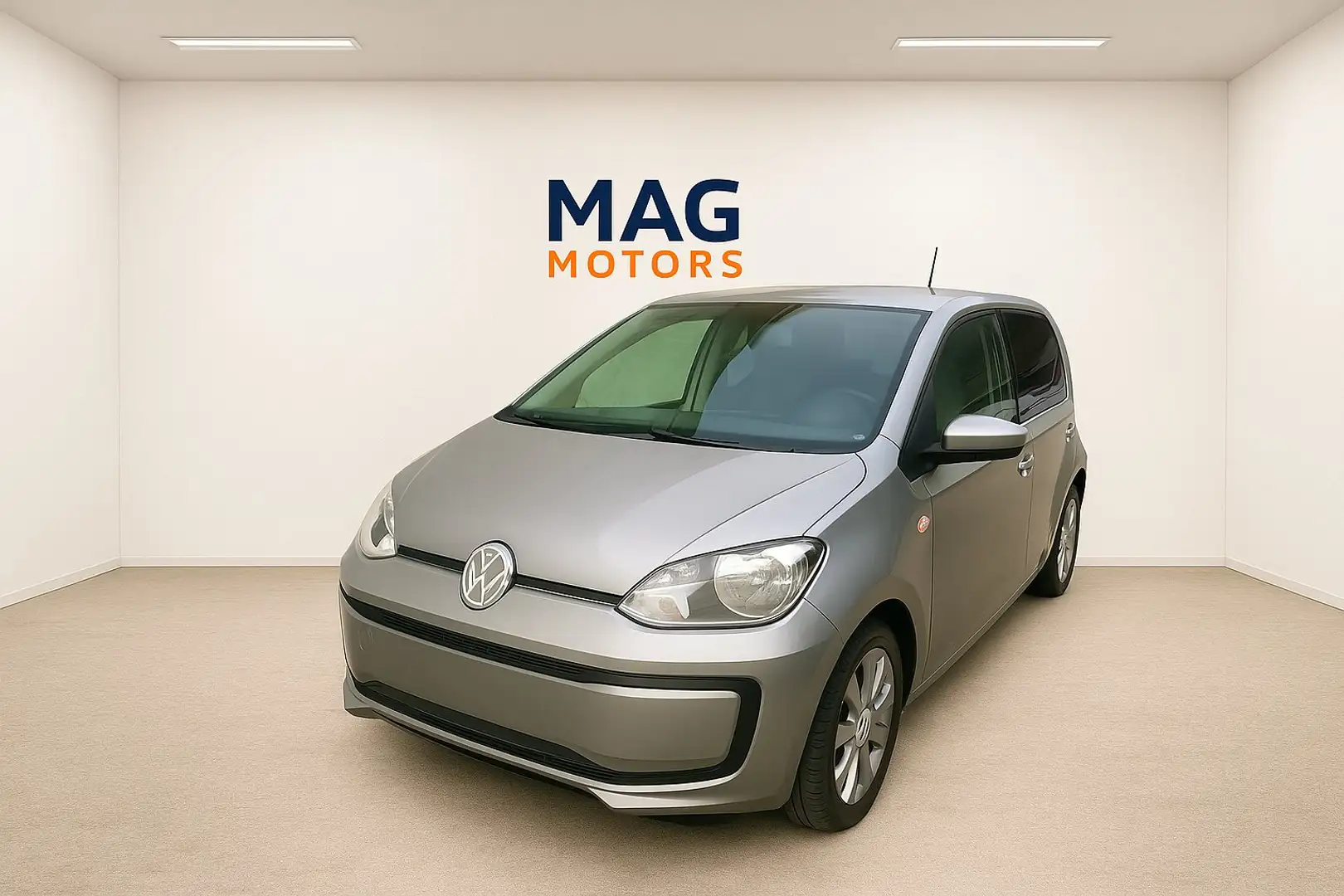 Volkswagen up! Up! 5p 1.0 Club up! 60cv E6 Grau - 1
